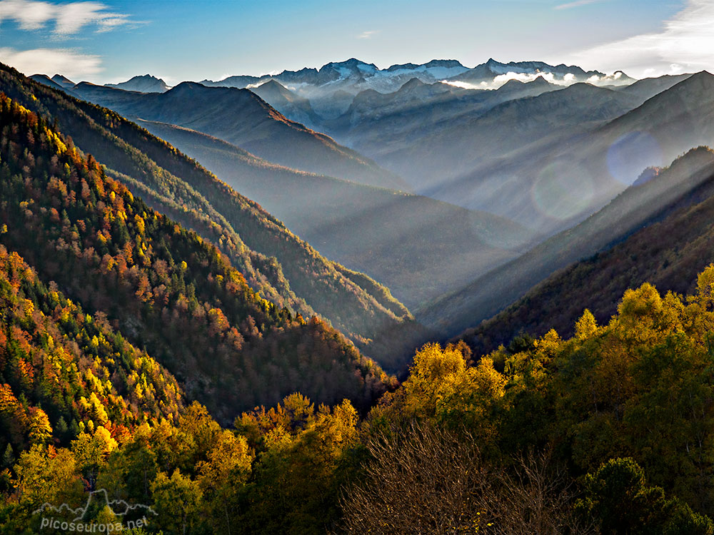 Macizo de Aneto y Maladeta desde la Val de Varrados.